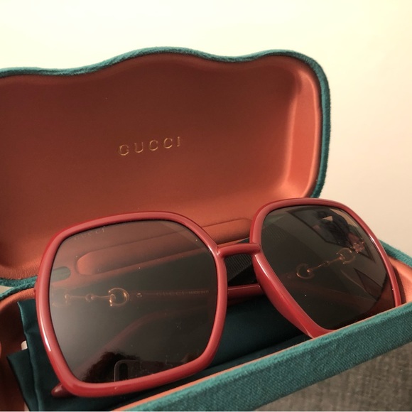 Gucci - Picture 4 of 7